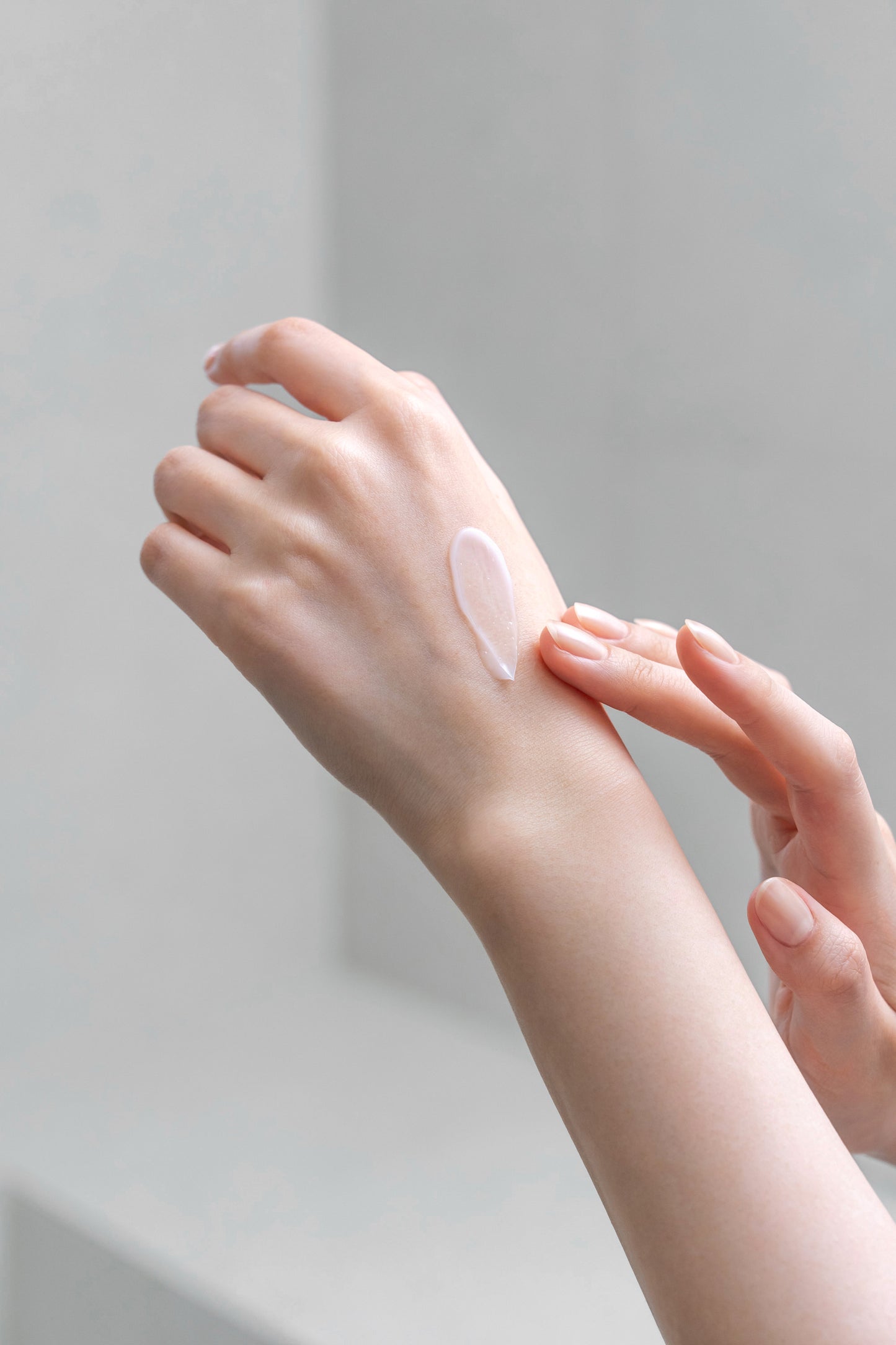 BANDI NORDIC DEER Water Pink Hand Serum (50ml)